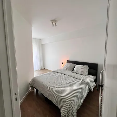 Huswell - Cozy Near The & Shops With Terrace